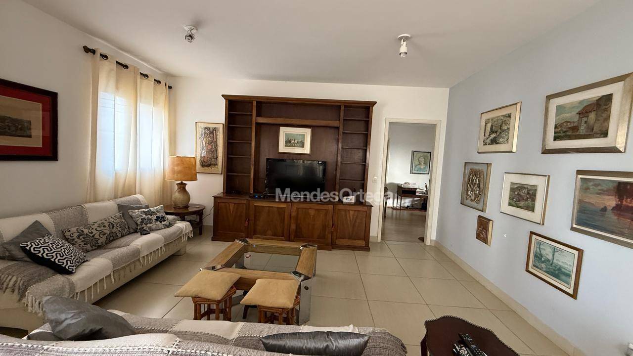 Apartamento, 3 quartos, 232 m² - Foto 3