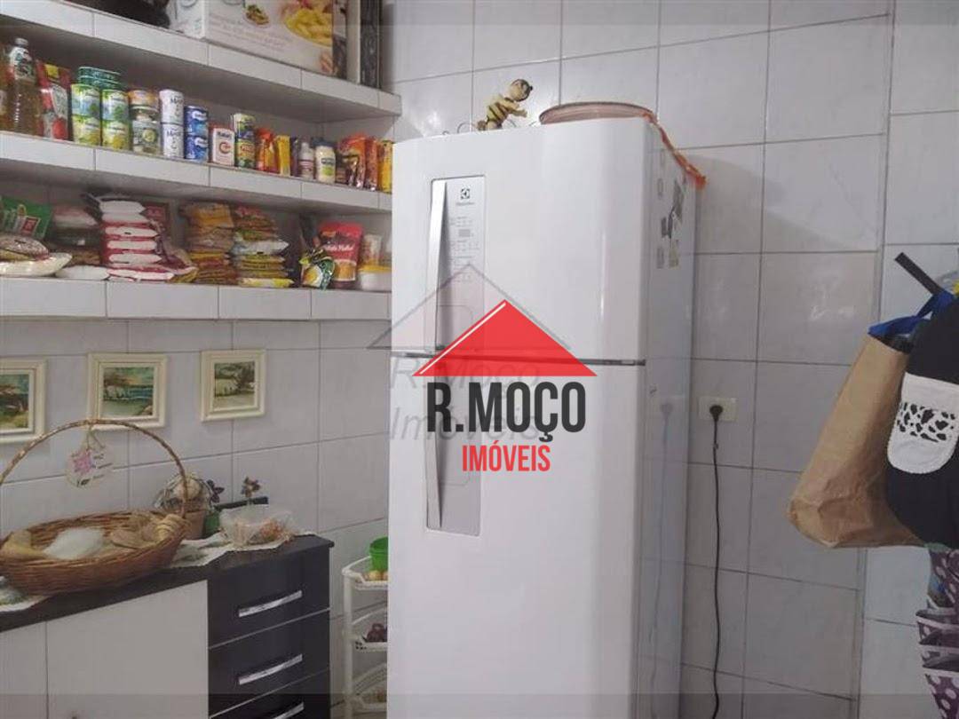 Sobrado à venda com 3 quartos, 341m² - Foto 8