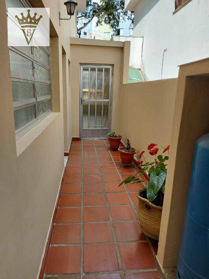 Casa à venda com 3 quartos, 200m² - Foto 5