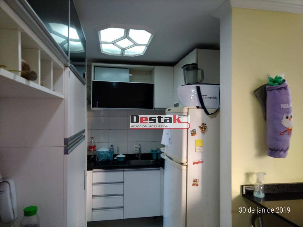 Apartamento à venda com 3 quartos, 64m² - Foto 23