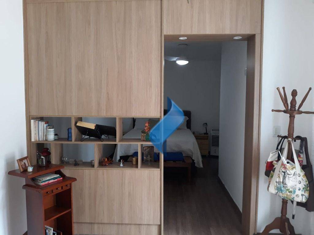 Casa à venda com 3 quartos, 337m² - Foto 14