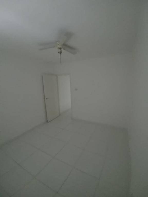 Sobrado à venda com 2 quartos, 130m² - Foto 2