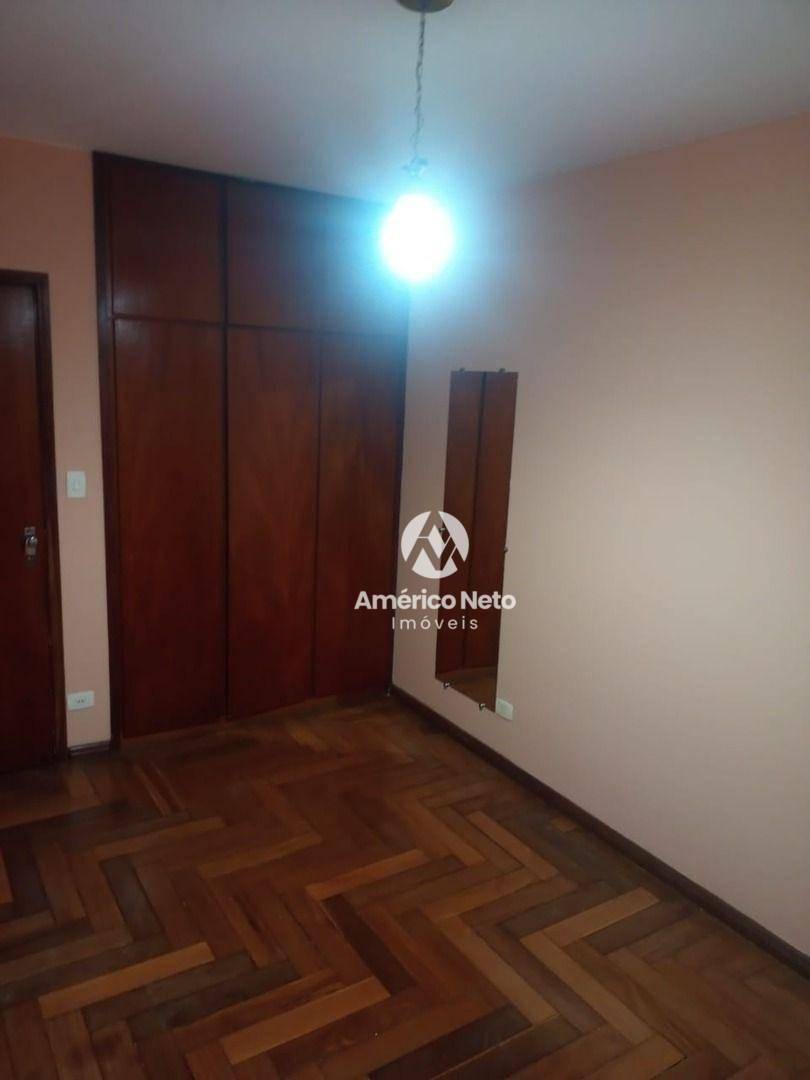 Apartamento para alugar com 3 quartos, 108m² - Foto 8