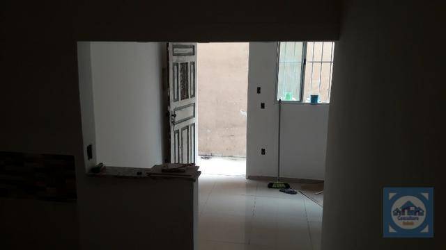 Apartamento à venda com 2 quartos, 65m² - Foto 12