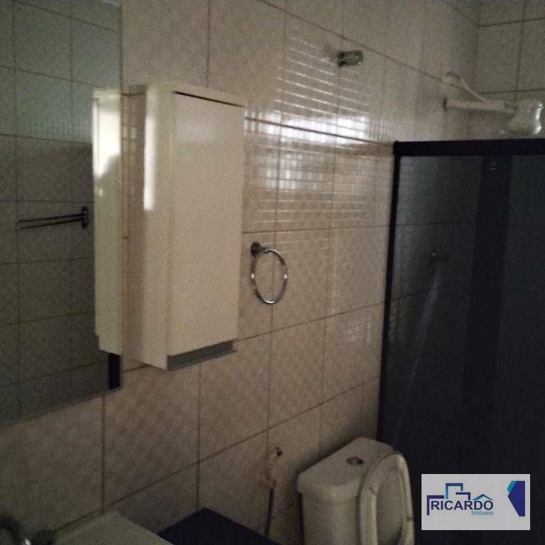 Casa à venda com 2 quartos, 230m² - Foto 25