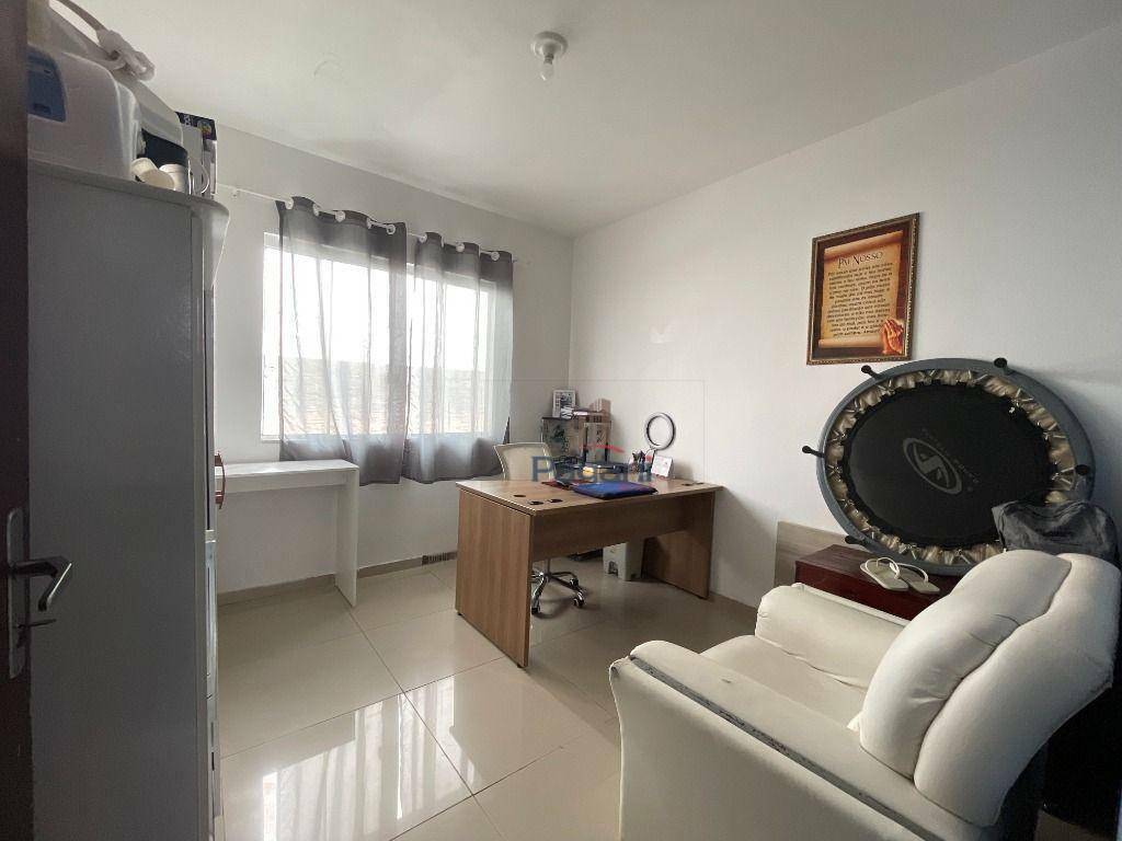 Casa à venda com 4 quartos, 286m² - Foto 35