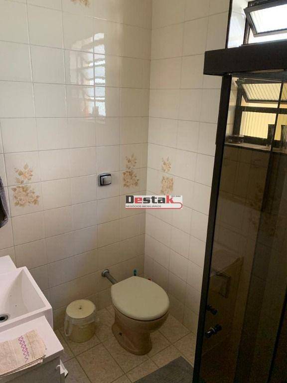 Sobrado à venda com 3 quartos, 100m² - Foto 12