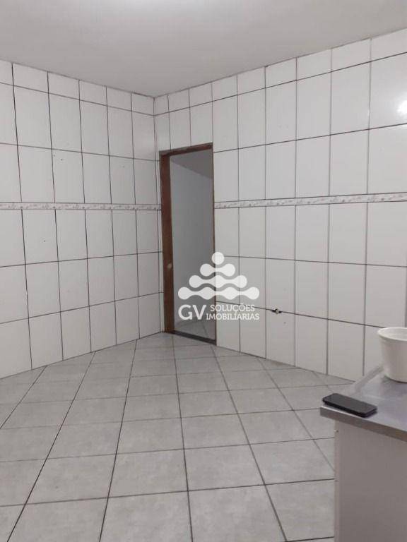 Casa à venda com 4 quartos, 125m² - Foto 20