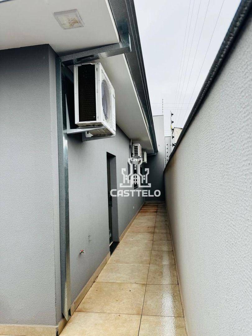 Casa à venda com 3 quartos, 300m² - Foto 24