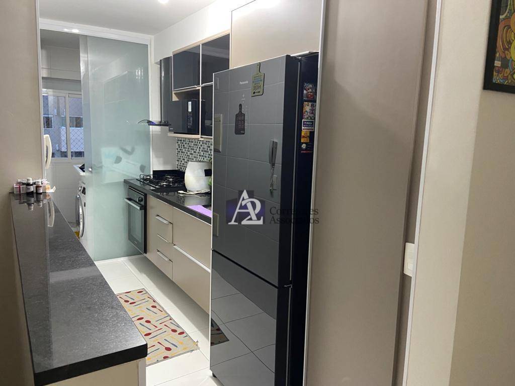 Apartamento à venda com 3 quartos, 77m² - Foto 11