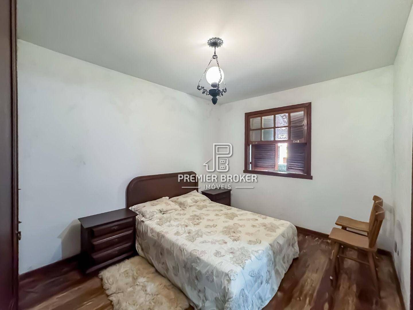 Casa de Condomínio à venda com 4 quartos, 312m² - Foto 19