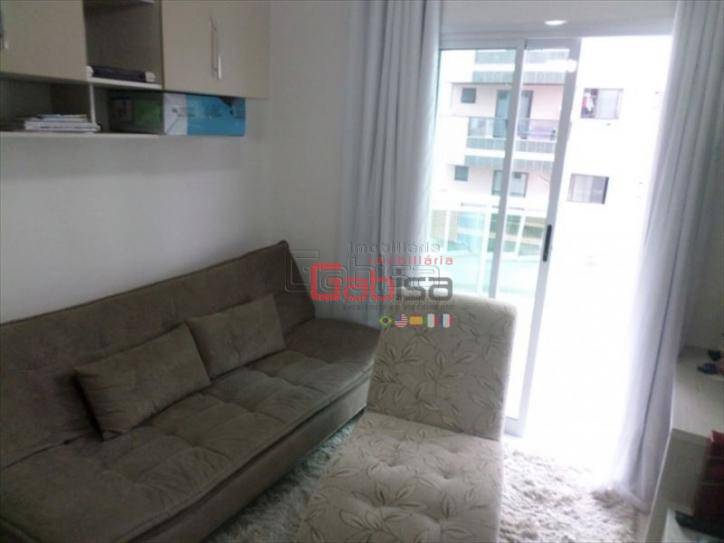 Apartamento à venda com 2 quartos, 72m² - Foto 1