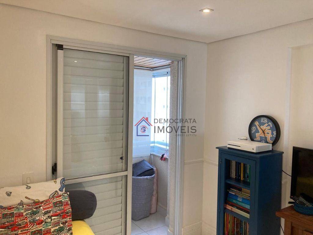 Apartamento à venda com 3 quartos, 128m² - Foto 18