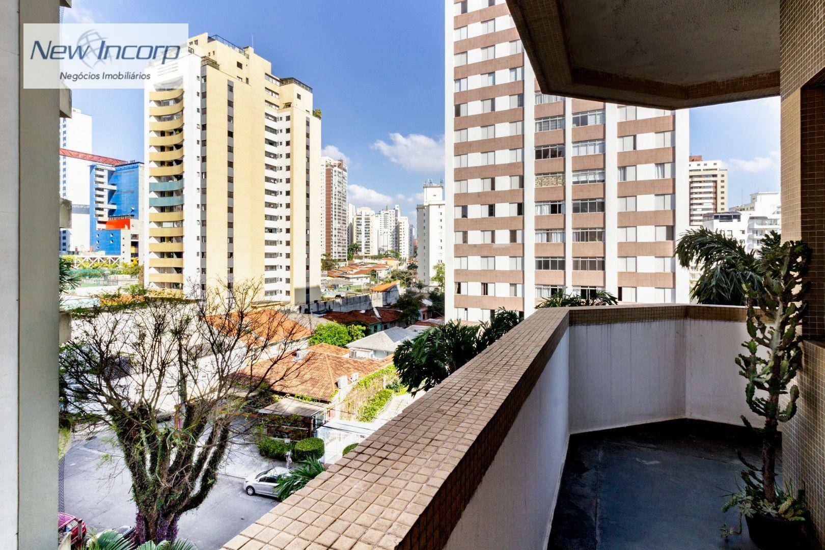 Apartamento à venda com 4 quartos, 200m² - Foto 10