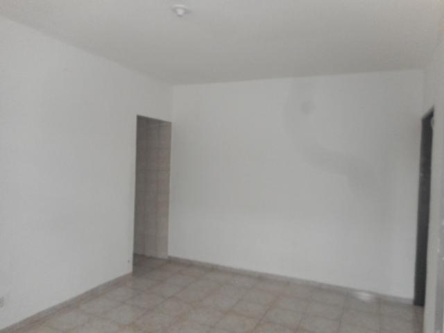 Casa para alugar com 1 quarto, 45m² - Foto 5