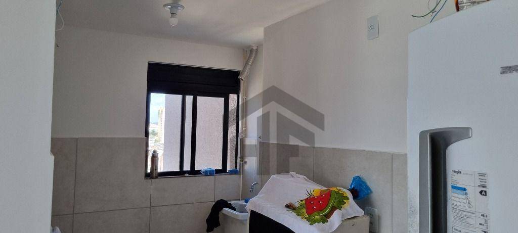 Apartamento à venda com 2 quartos, 44m² - Foto 11