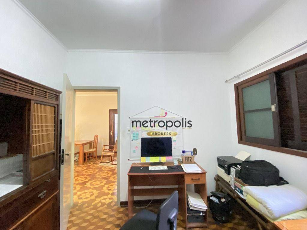 Casa à venda com 4 quartos, 250m² - Foto 11