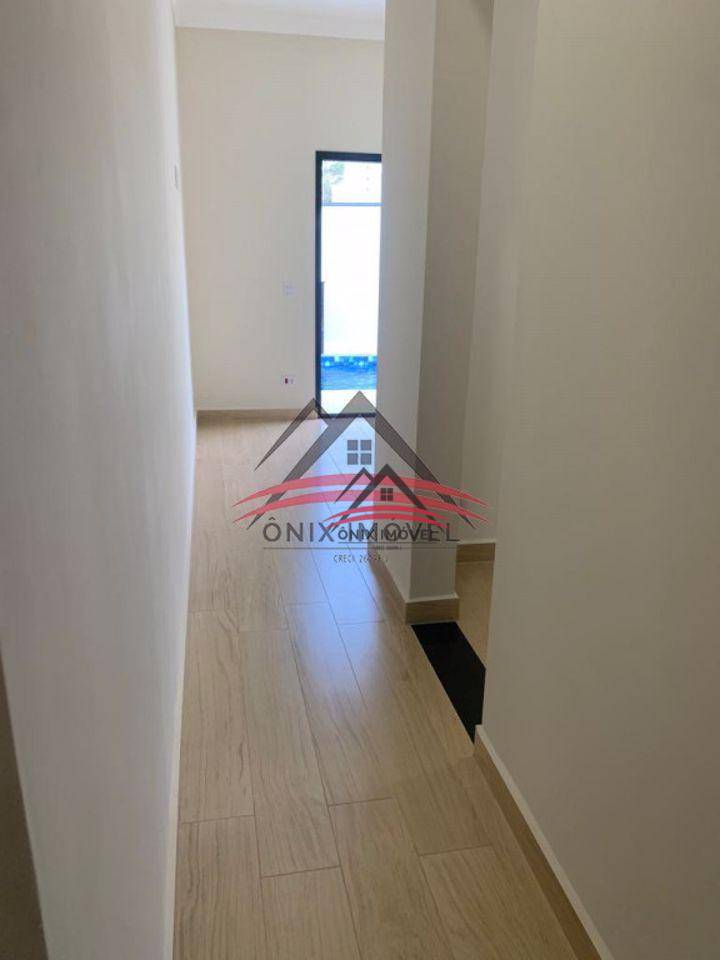 Casa à venda com 3 quartos, 160m² - Foto 3