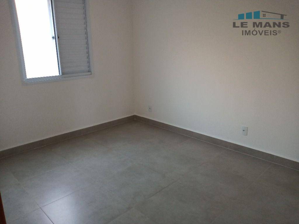 Apartamento para alugar com 2 quartos, 45m² - Foto 5