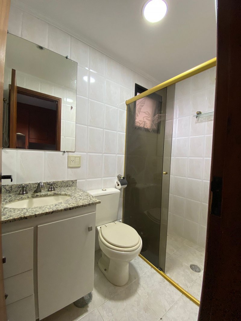 Apartamento à venda com 2 quartos, 76m² - Foto 18