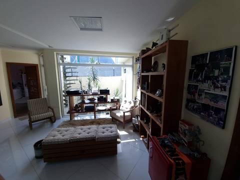 Casa de Condomínio à venda com 4 quartos, 458m² - Foto 15