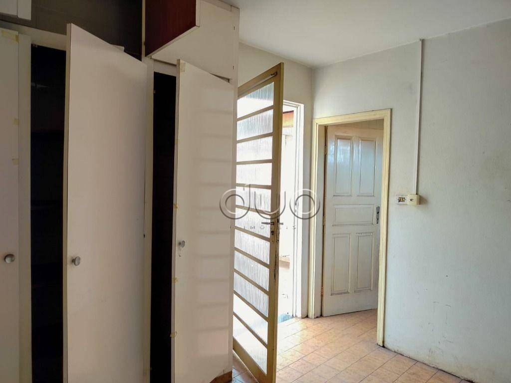 Casa para alugar com 3 quartos, 540m² - Foto 27
