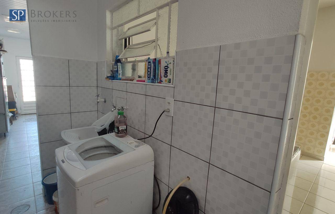 Casa à venda com 4 quartos, 120m² - Foto 11