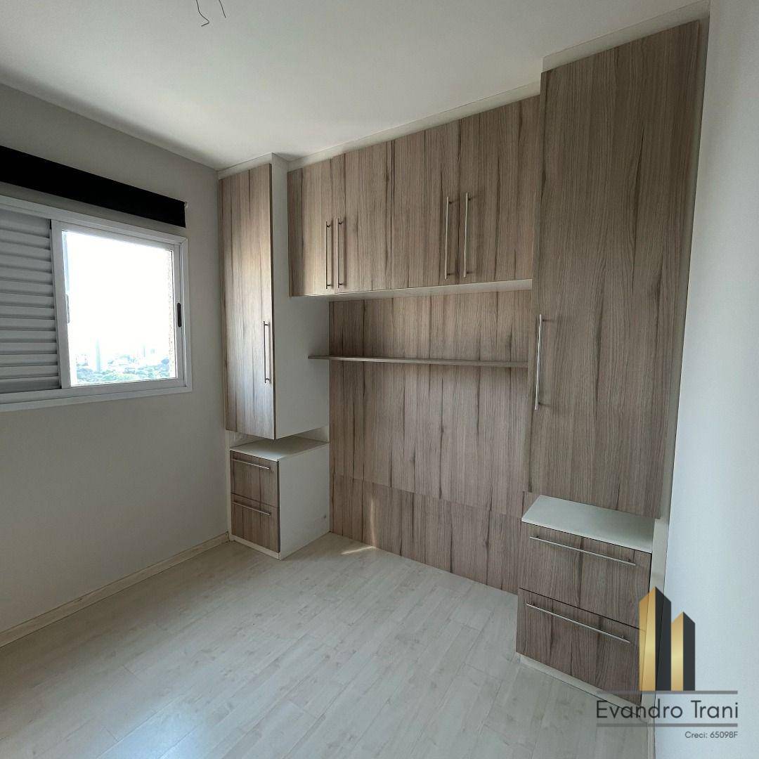 Apartamento à venda com 3 quartos, 80m² - Foto 3