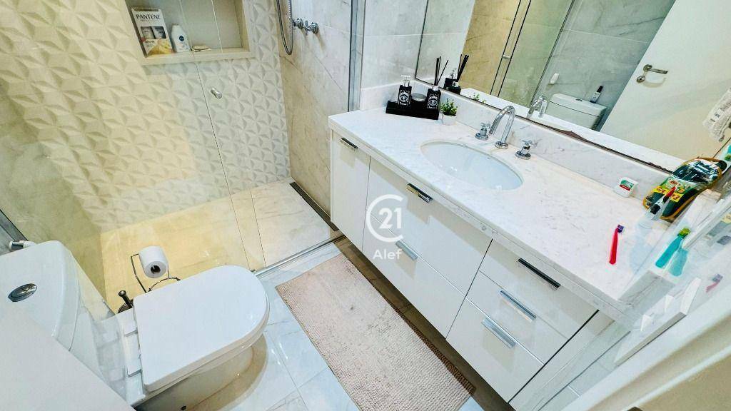 Apartamento para alugar com 3 quartos, 157m² - Foto 37