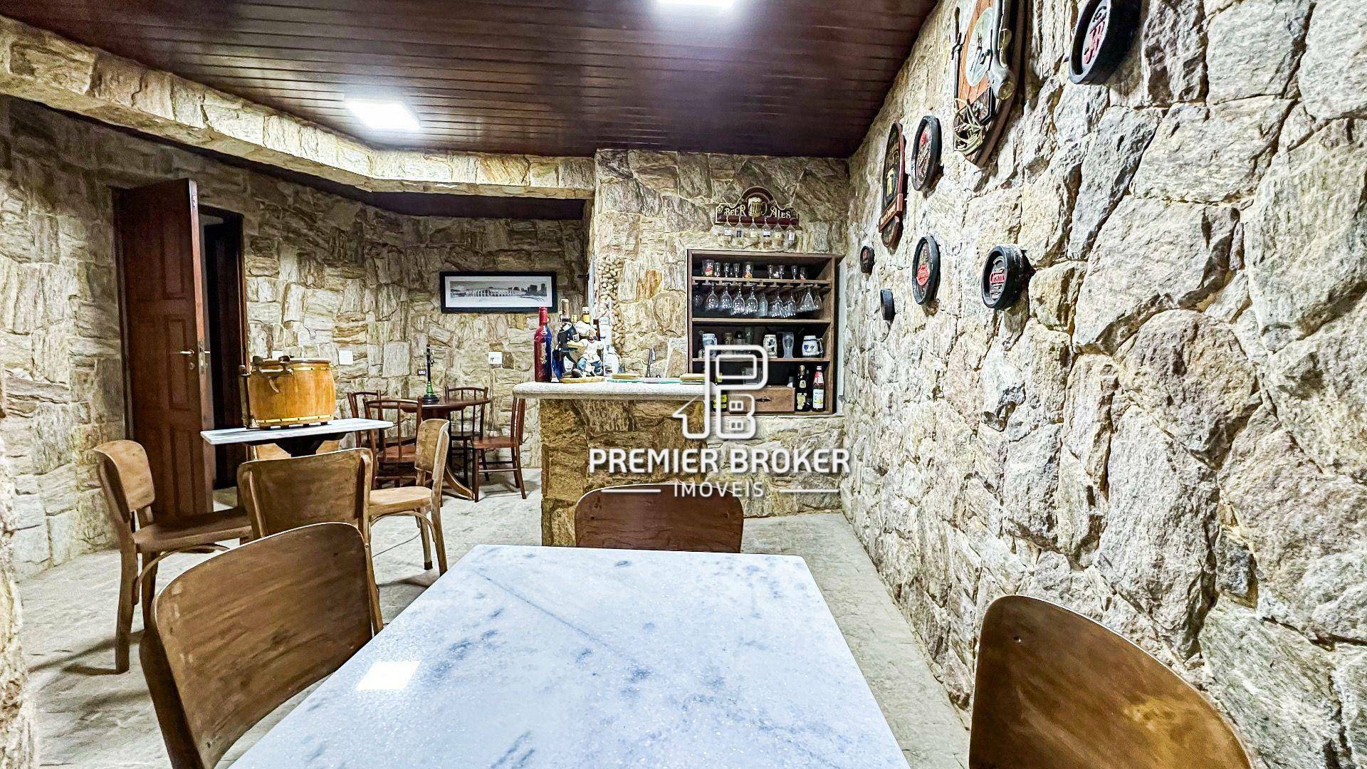 Casa de Condomínio à venda com 6 quartos, 600m² - Foto 13