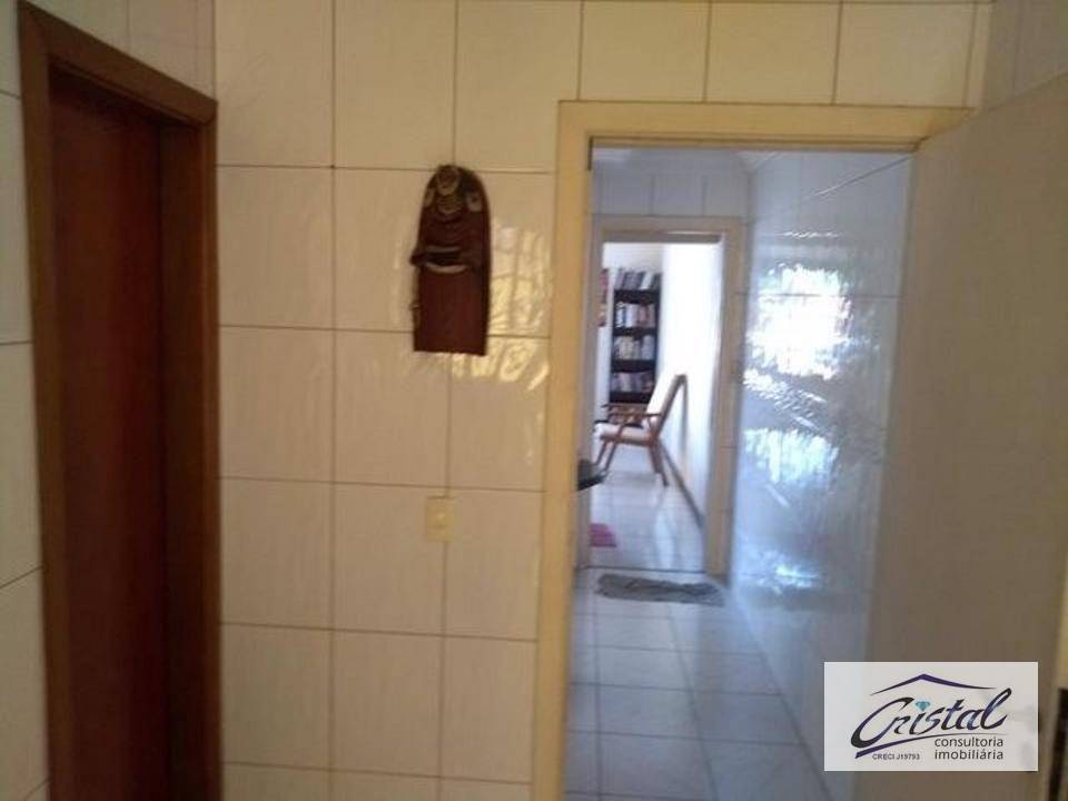 Casa à venda com 2 quartos, 154m² - Foto 9