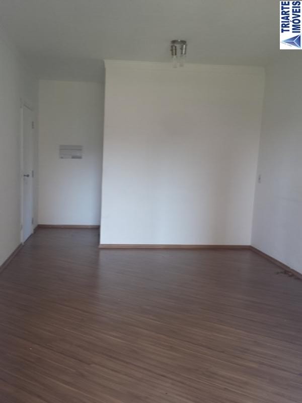 Apartamento à venda com 3 quartos, 65m² - Foto 3