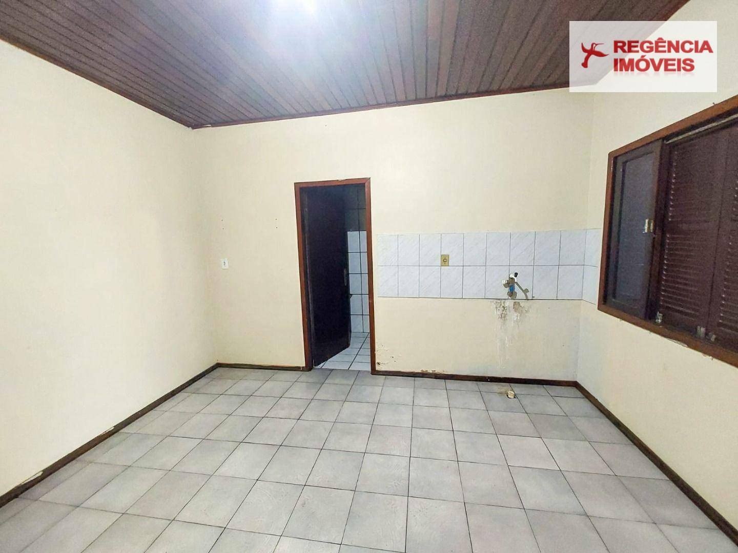 Casa à venda com 3 quartos, 163m² - Foto 4