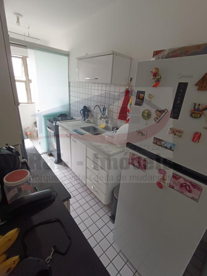 Apartamento à venda com 3 quartos, 64m² - Foto 13