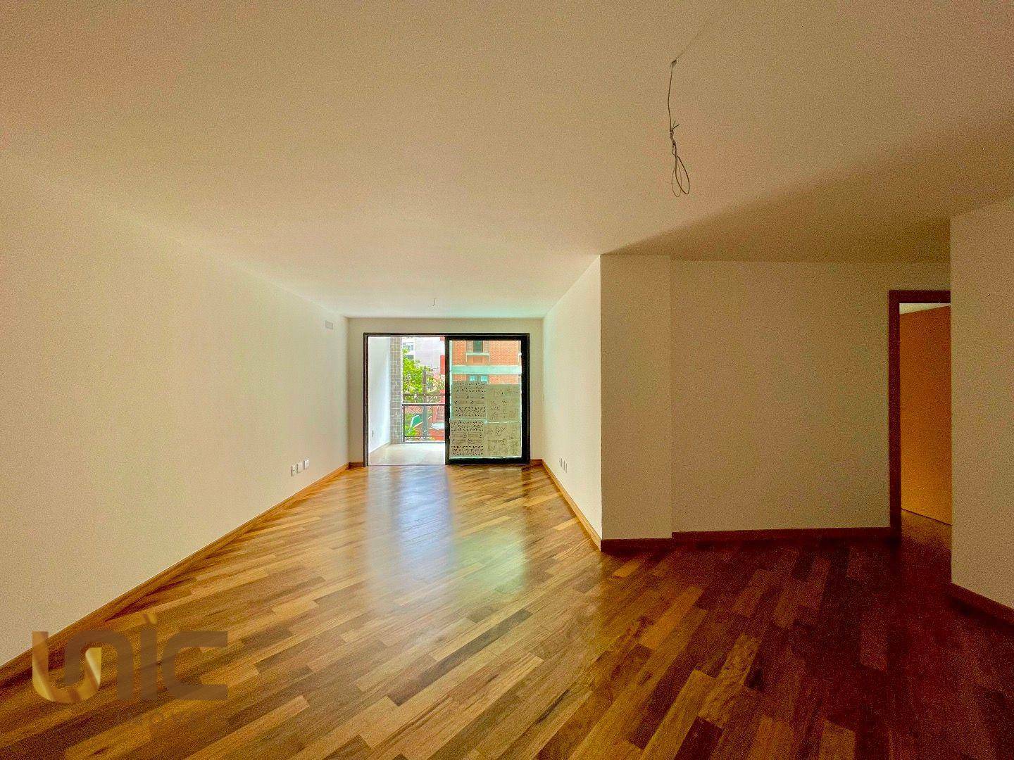 Apartamento à venda com 3 quartos, 138m² - Foto 4