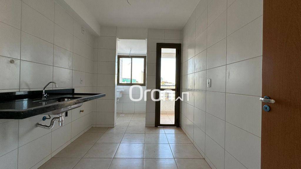 Apartamento à venda com 2 quartos, 67m² - Foto 3