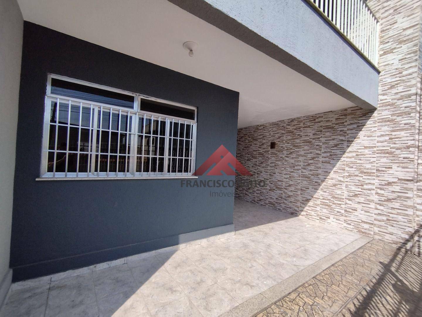 Casa à venda com 4 quartos, 286m² - Foto 3