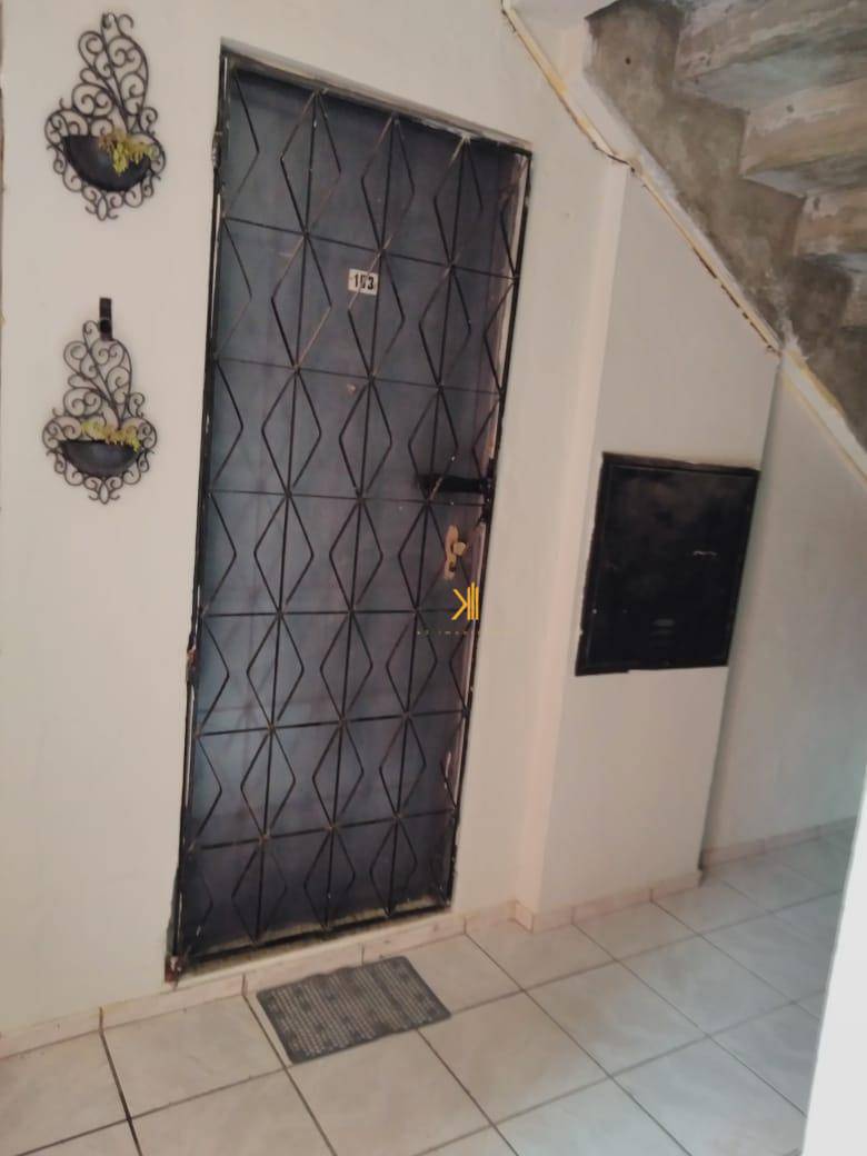 Apartamento à venda com 2 quartos, 52m² - Foto 2