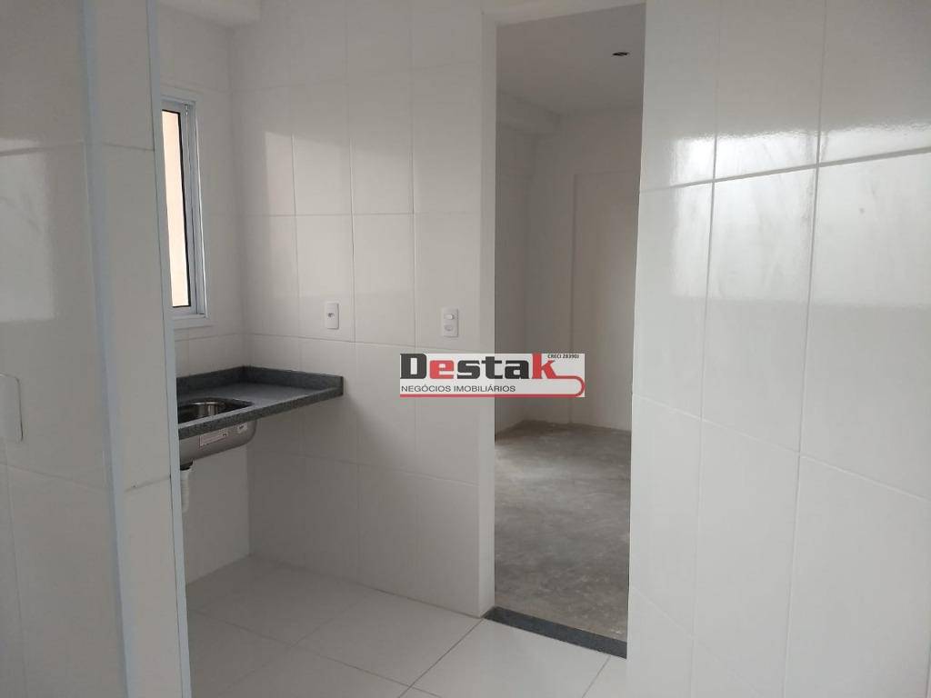 Apartamento à venda com 2 quartos, 58m² - Foto 11