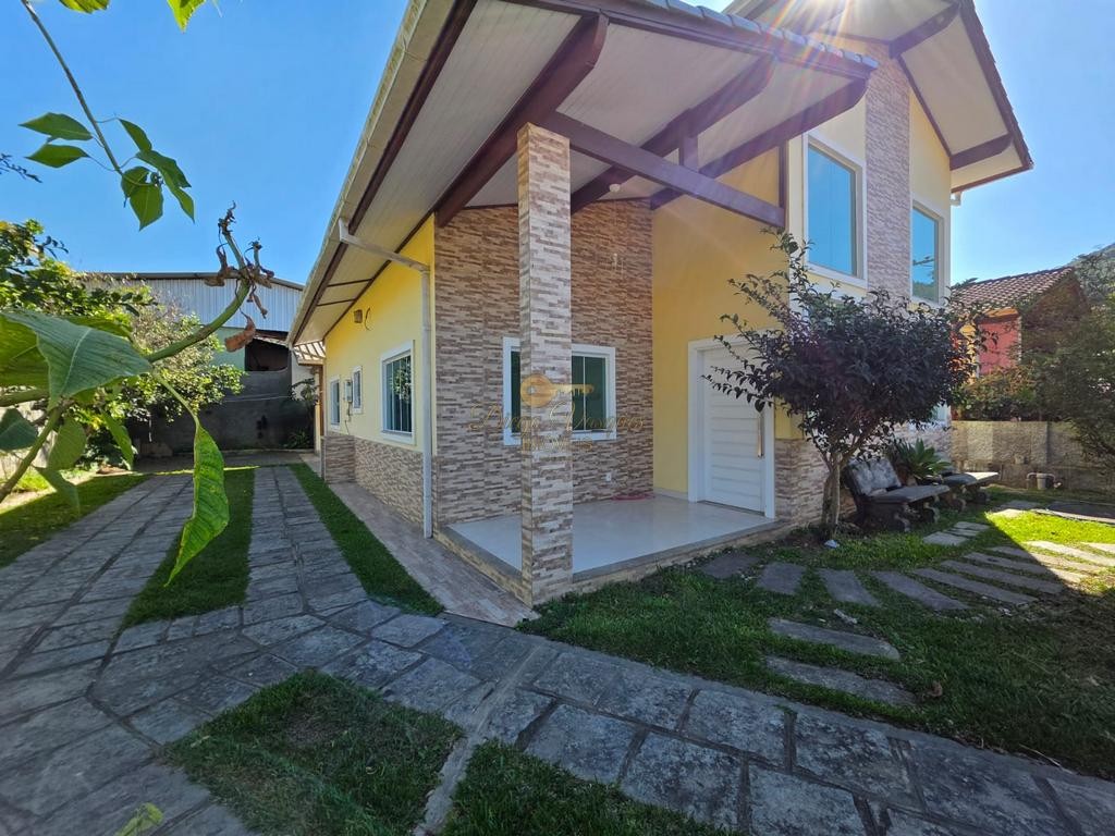 Casa de Condomínio à venda com 3 quartos, 303m² - Foto 2