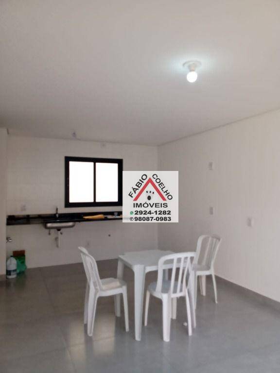 Sobrado à venda com 2 quartos, 90m² - Foto 2