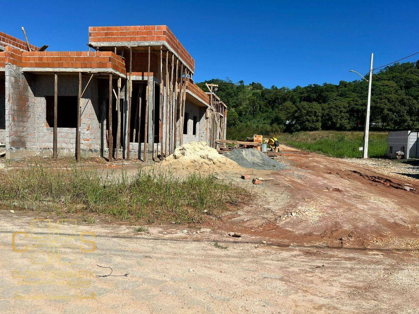 Casa à venda com 2 quartos, 60m² - Foto 9