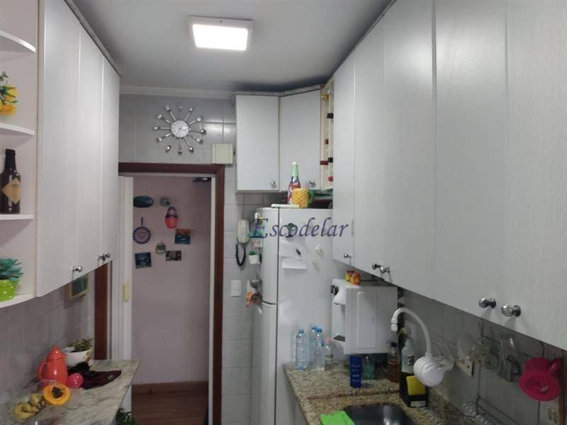 Apartamento à venda com 2 quartos, 62m² - Foto 10