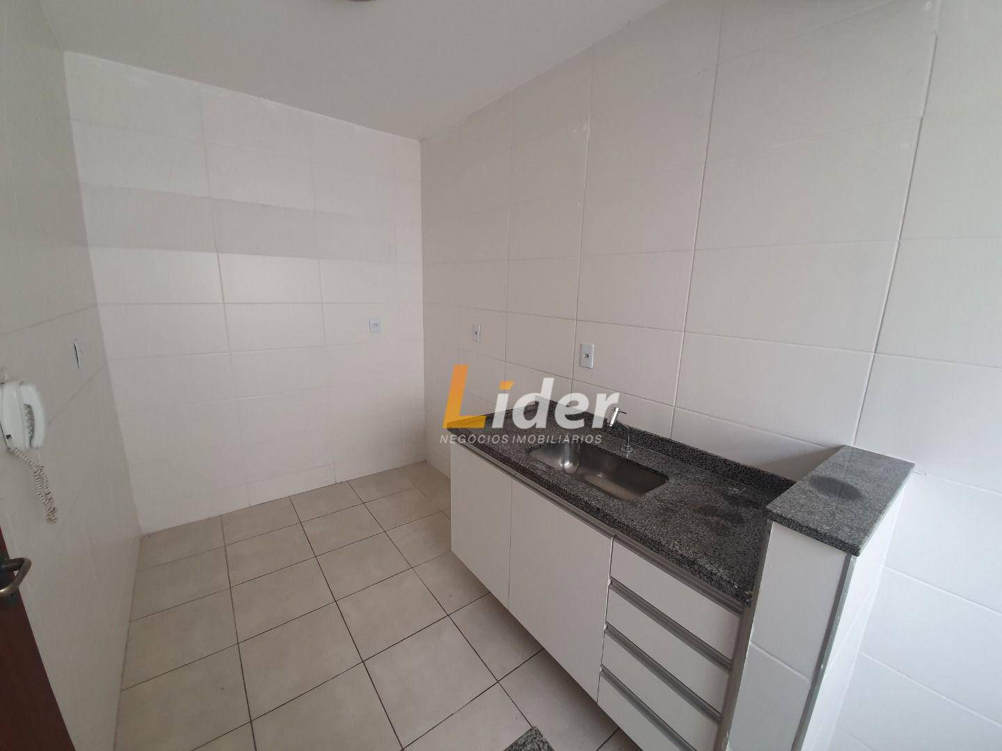 Apartamento para alugar com 2 quartos, 61m² - Foto 14