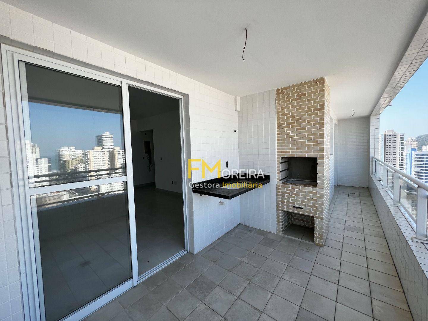 Apartamento à venda com 3 quartos, 140m² - Foto 2