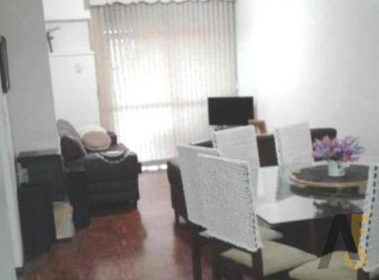 Apartamento à venda com 2 quartos, 116m² - Foto 4