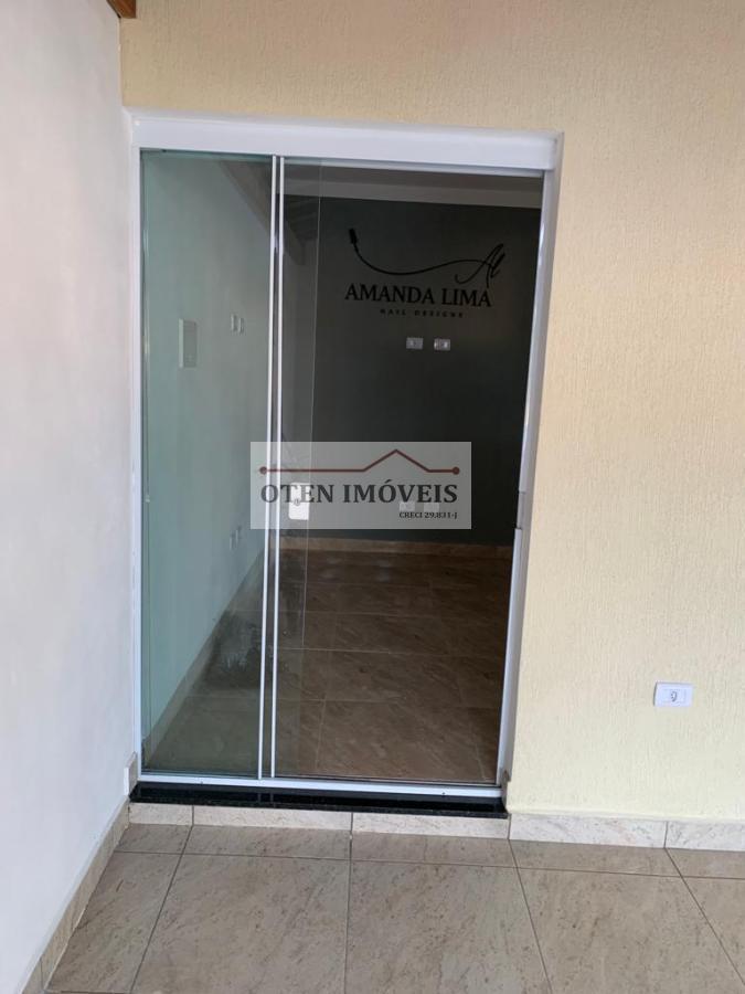 Casa à venda com 2 quartos, 120m² - Foto 2