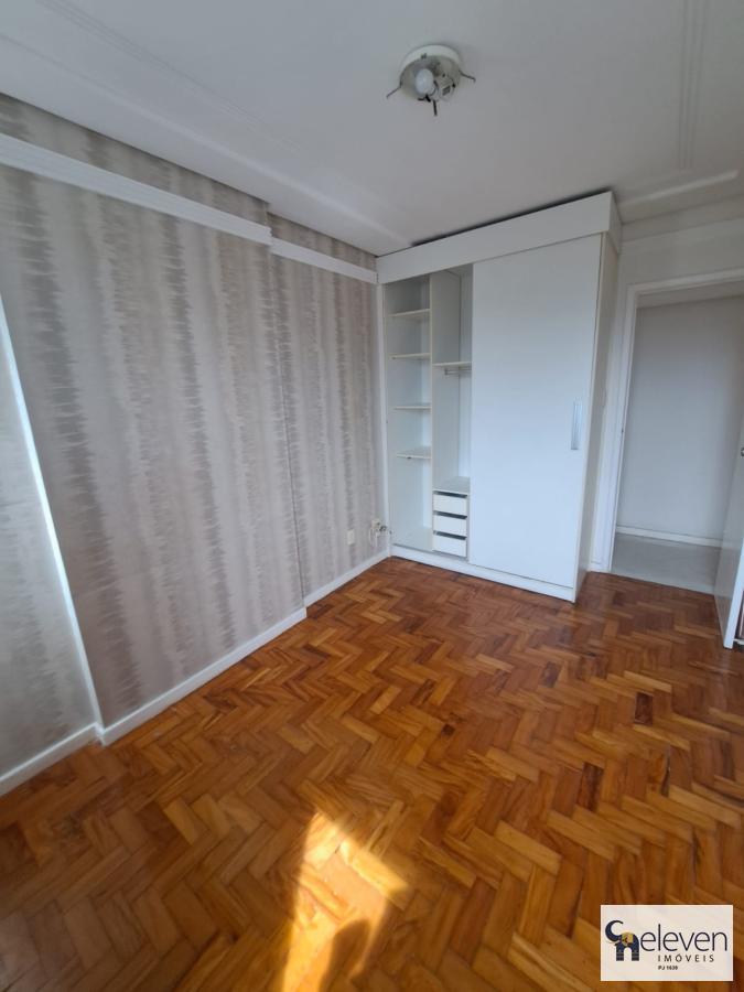 Apartamento à venda com 4 quartos, 145m² - Foto 4