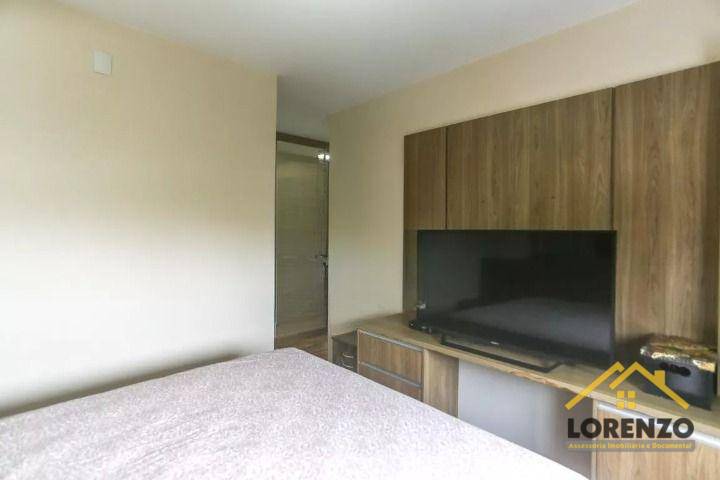 Apartamento à venda com 4 quartos, 147m² - Foto 11