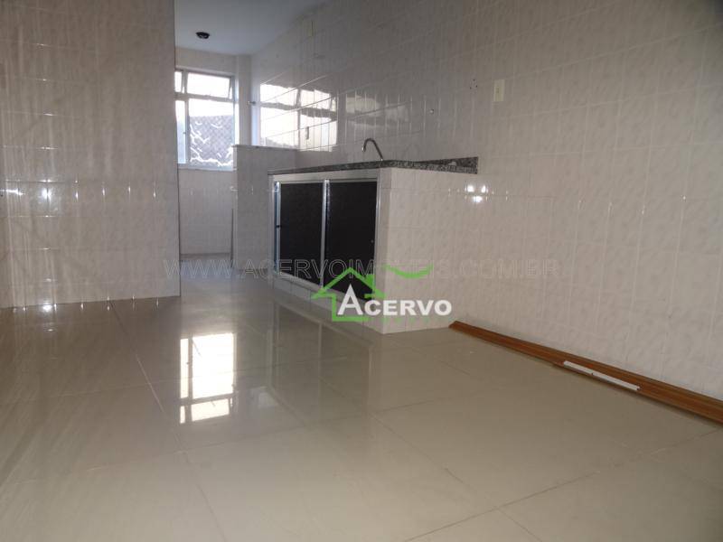 Apartamento à venda com 2 quartos, 63m² - Foto 7